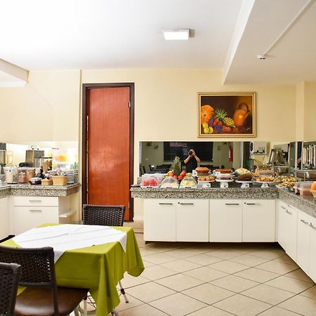Hotel Casa Nova Várzea Grande Zewnętrze zdjęcie